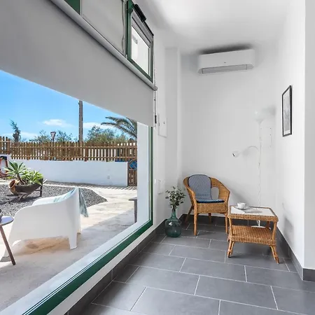 Holiday home Sea Breeze Hideaway